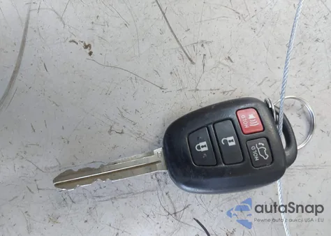 2015 Toyota Highlander Le Plus V6 из США, поврежденный, VIN 5TDZKRFH0FS073393